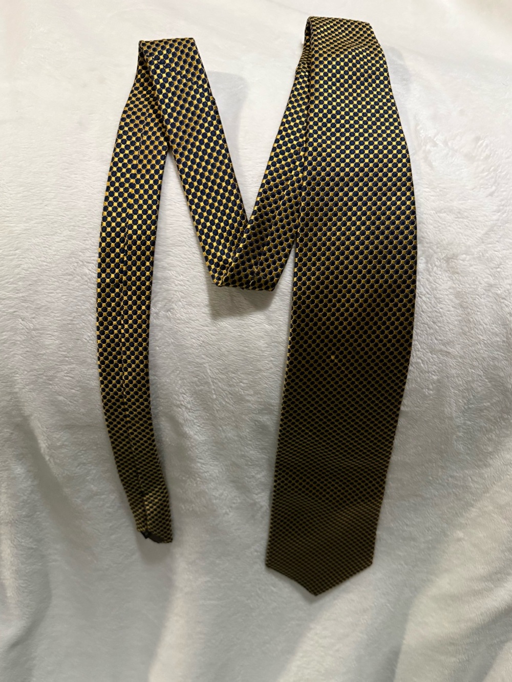 Men's Silk Black and Gold Micro-Pattern Tie